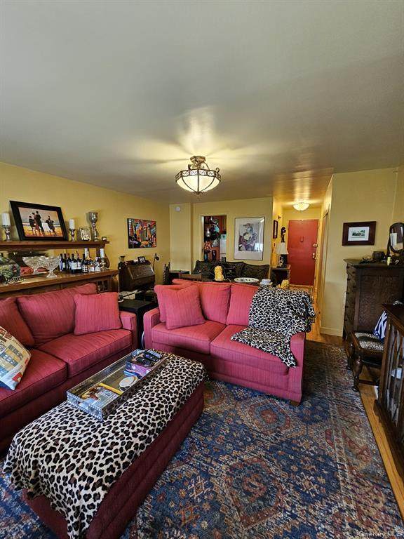 2750 Johnson Avenue - Photo 1