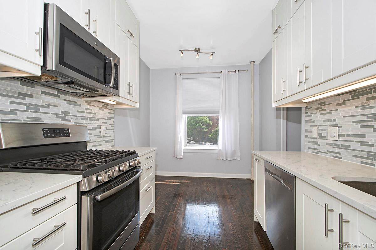 472 Gramatan Avenue - Photo 1
