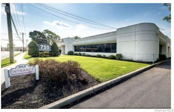 755 Park Avenue - Photo 1