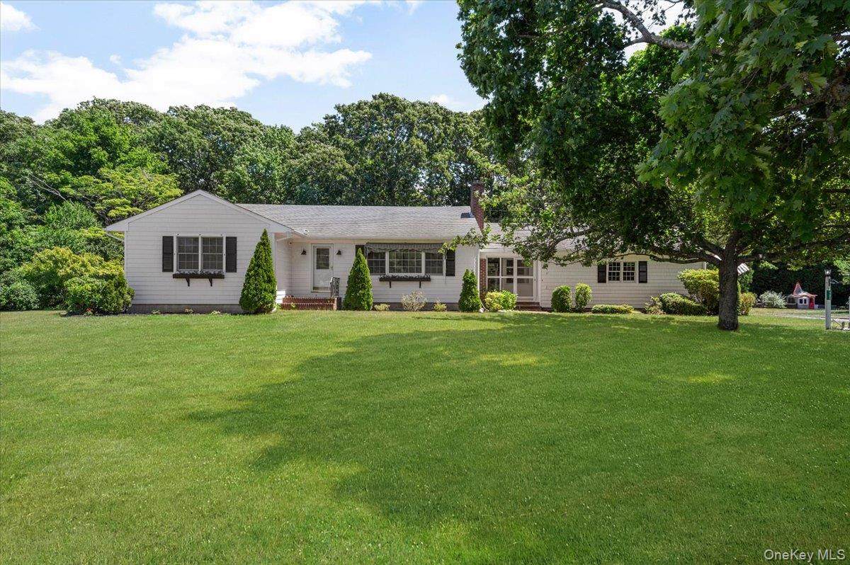870 Crittens Lane - Photo 1