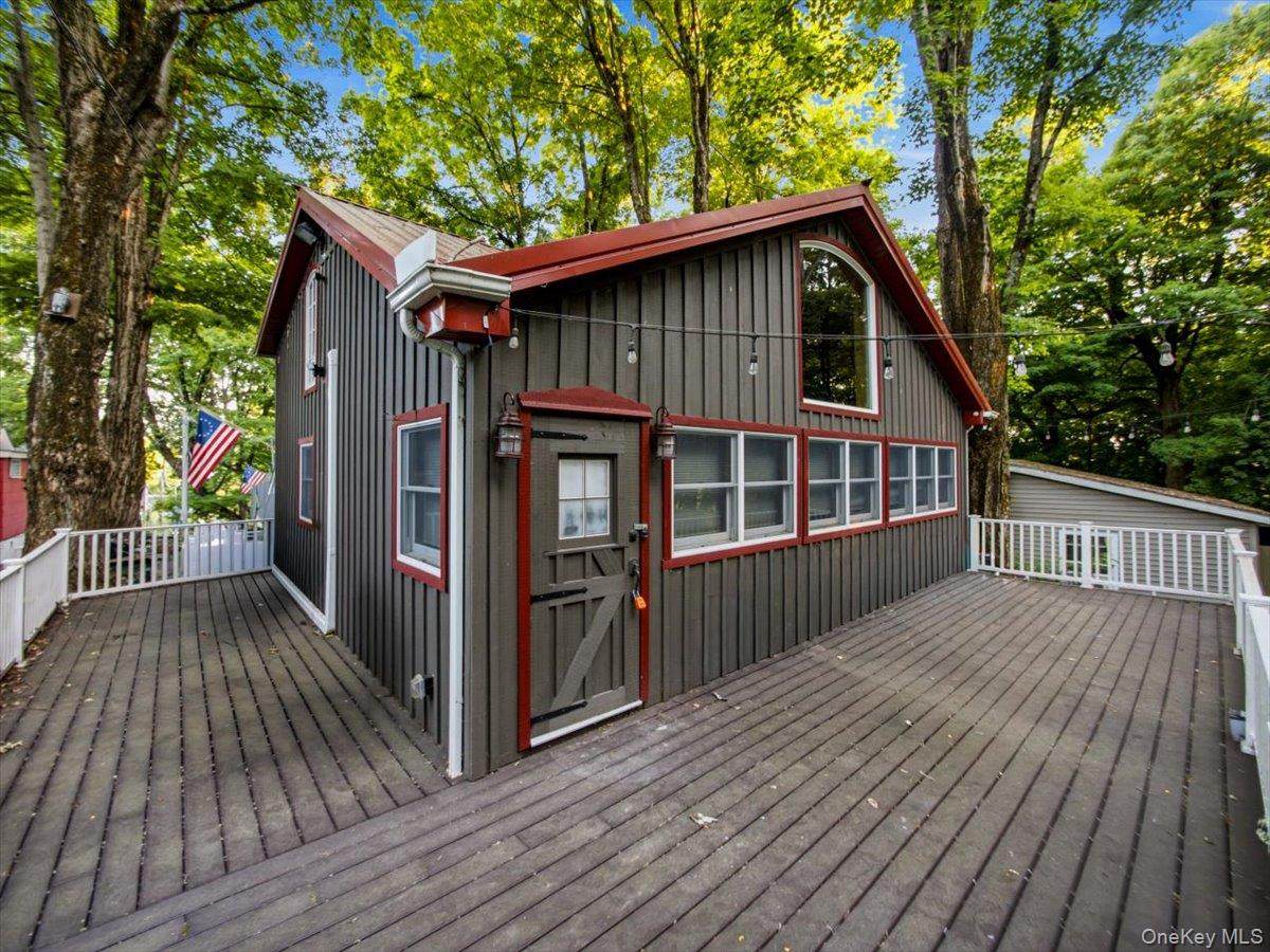266 Sylvan Lake Rd - Photo 1