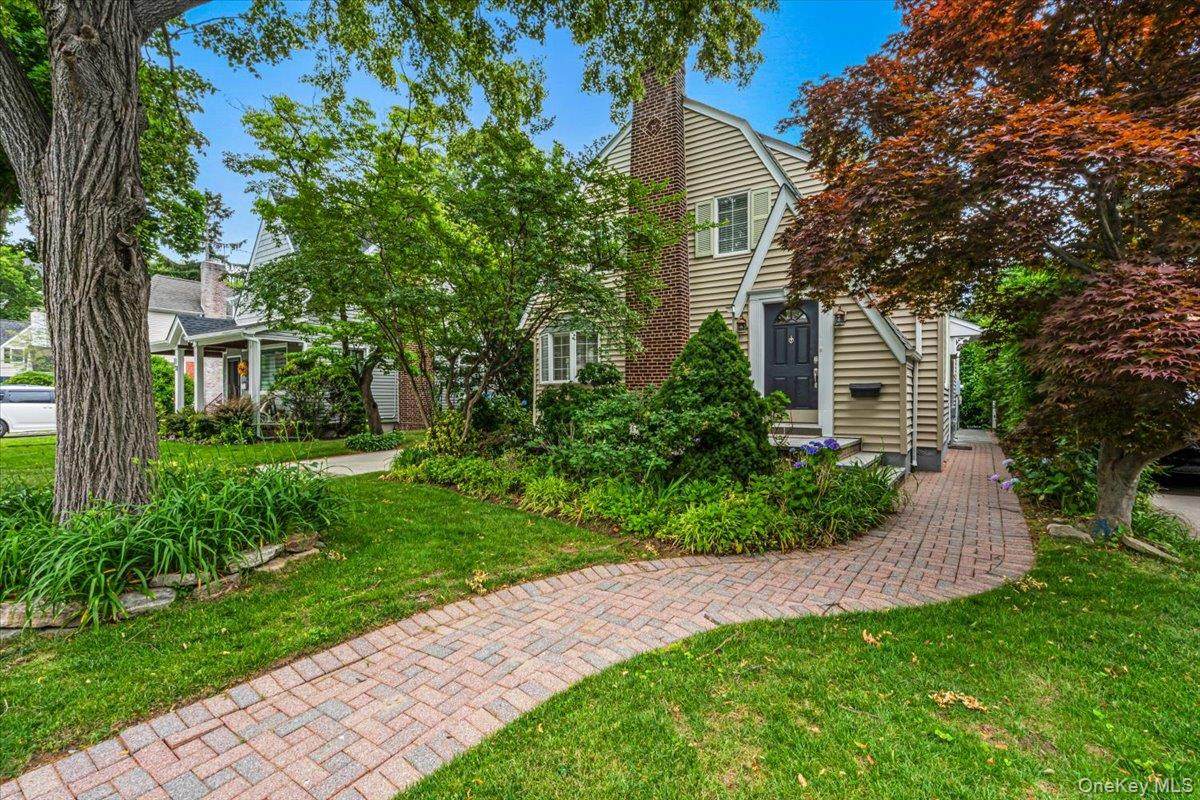 84 Fernwood Terrace - Photo 1