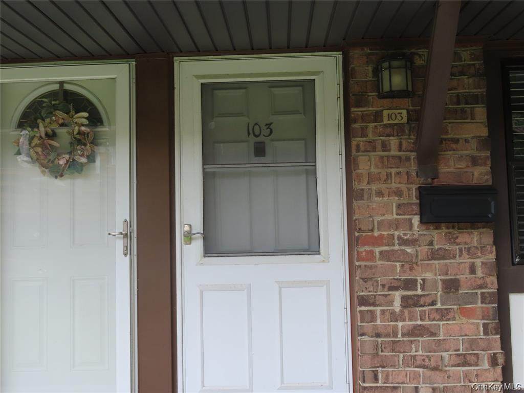 103 Mariners Way - Photo 1