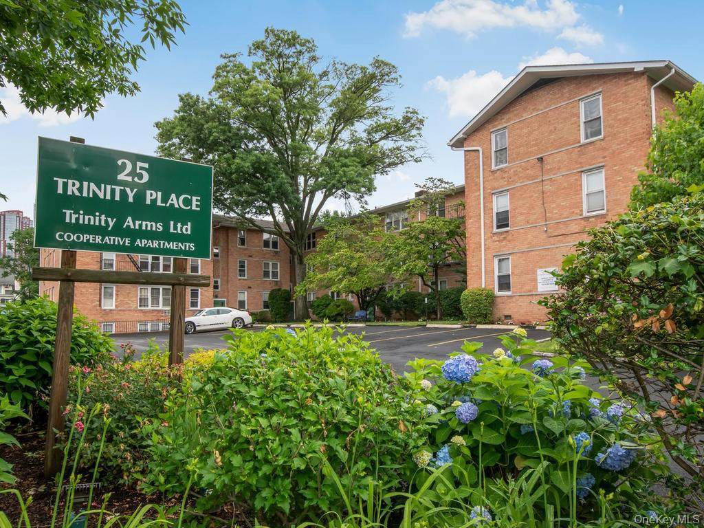 25 Trinity Place - Photo 1
