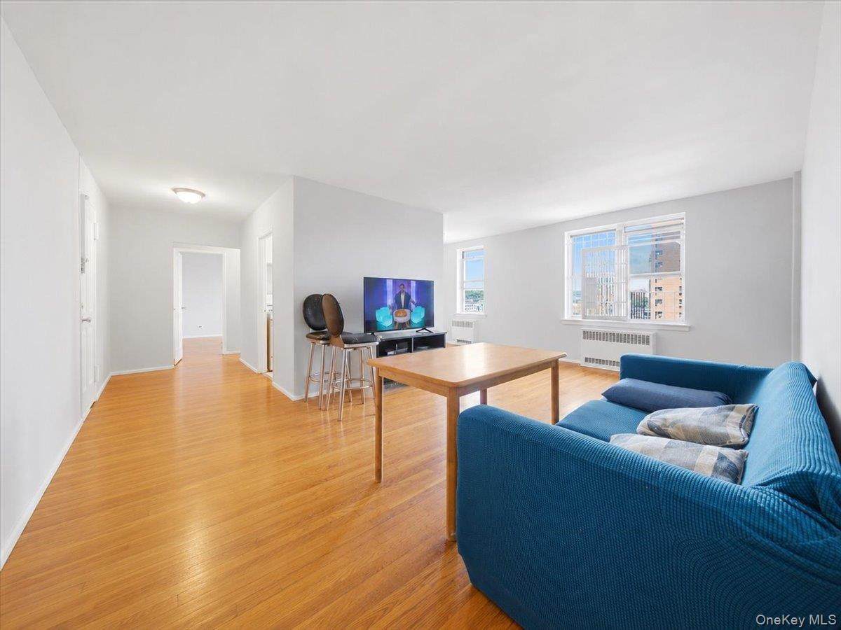 2630 Kingsbridge Terrace - Photo 1