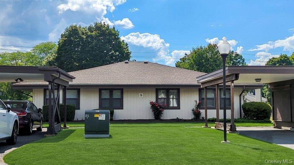 5 Devon Court - Photo 1