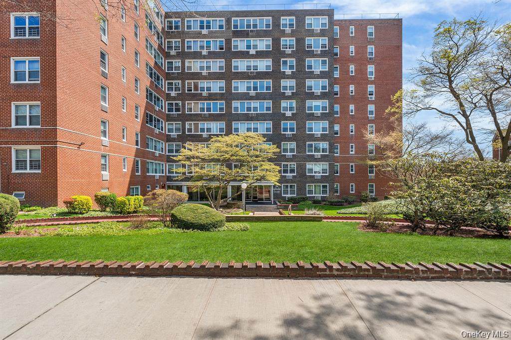 16420 Highland Avenue - Photo 1