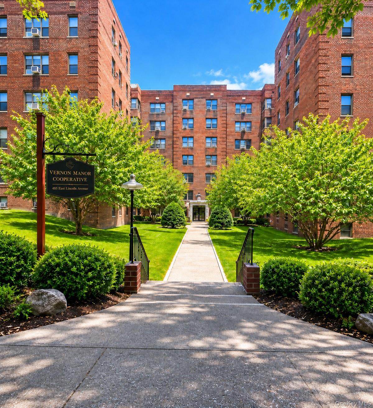 485 Lincoln Avenue - Photo 1