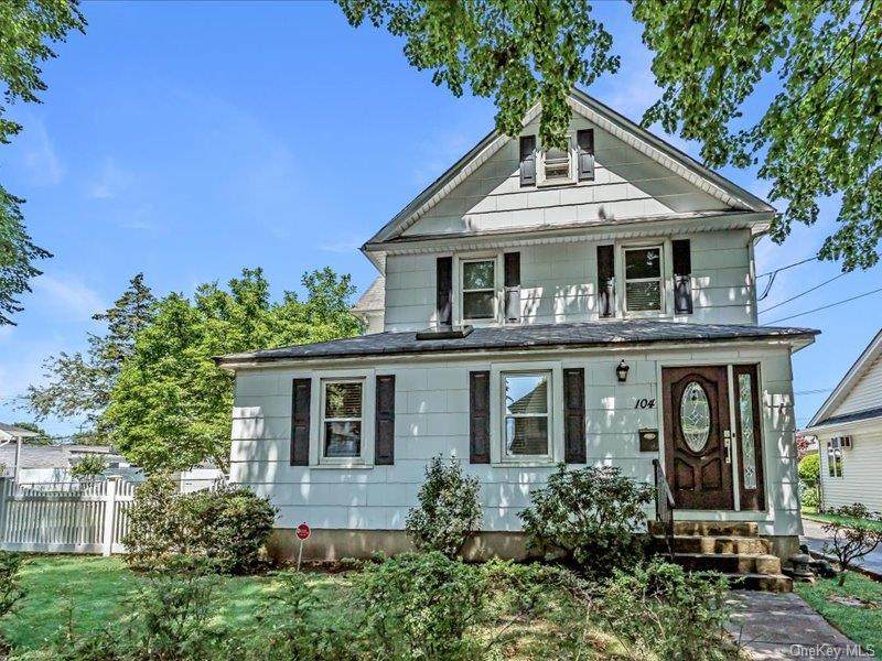 104 Sheridan Avenue - Photo 1