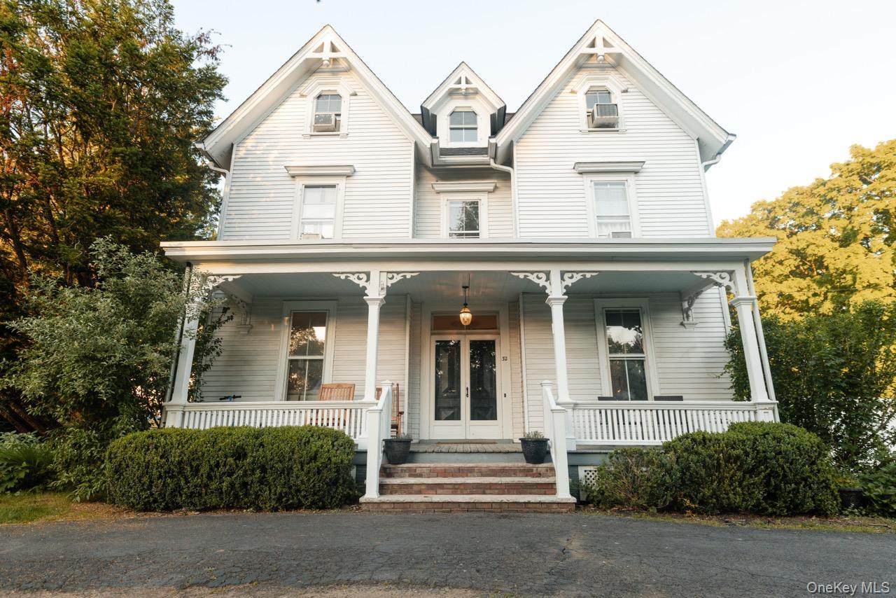 32 Lake Avenue - Photo 1