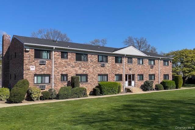 407 East Main Street - Photo 1