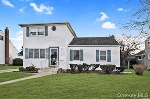 23 Jamaica Avenue - Photo 1