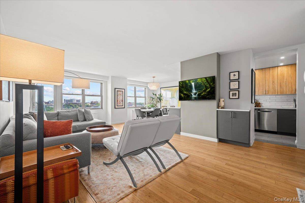 2500 Johnson Avenue - Photo 1