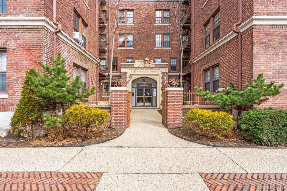 150 Burns Street - Photo 1