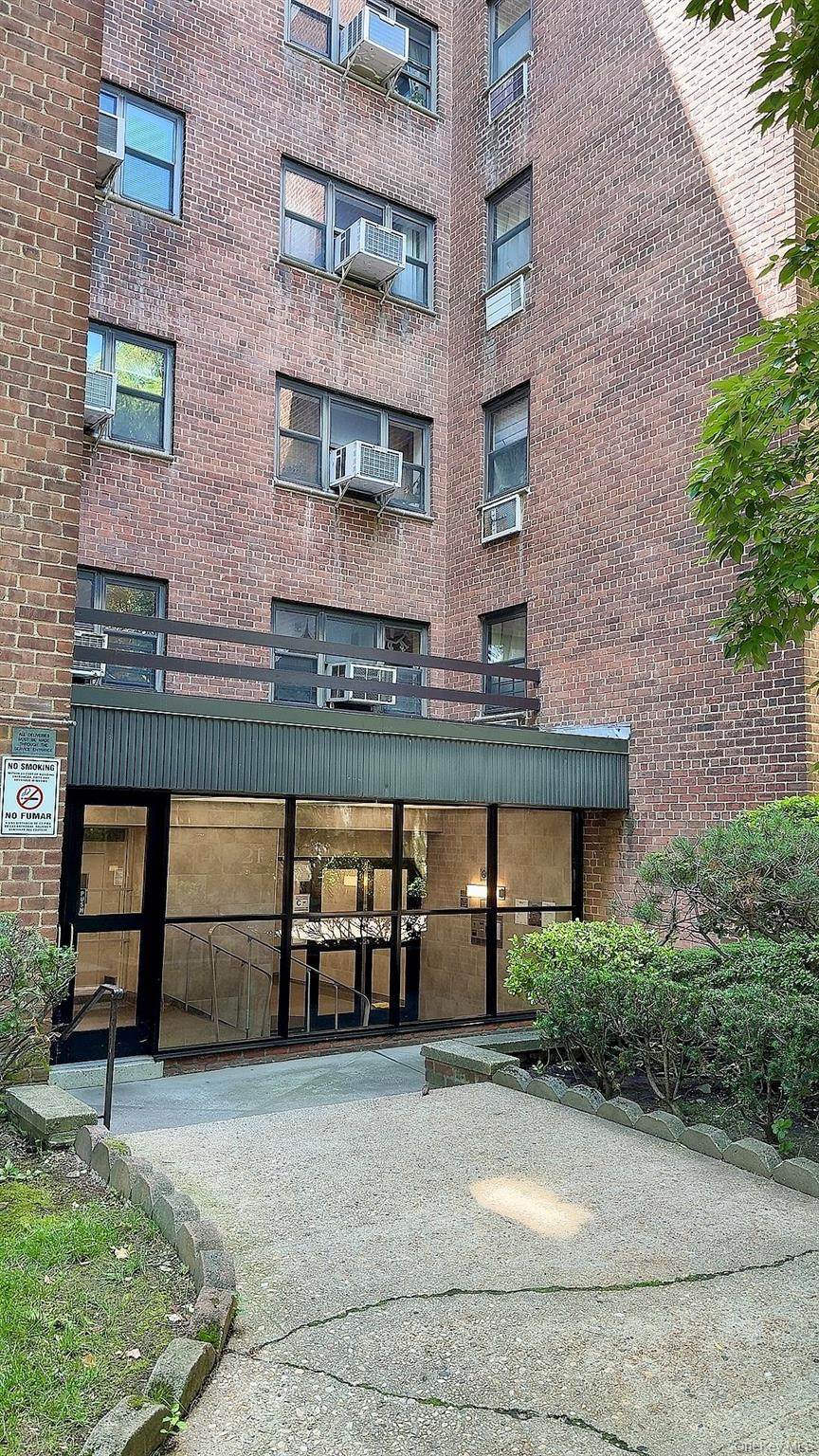 140-21 31st Rd - Photo 1