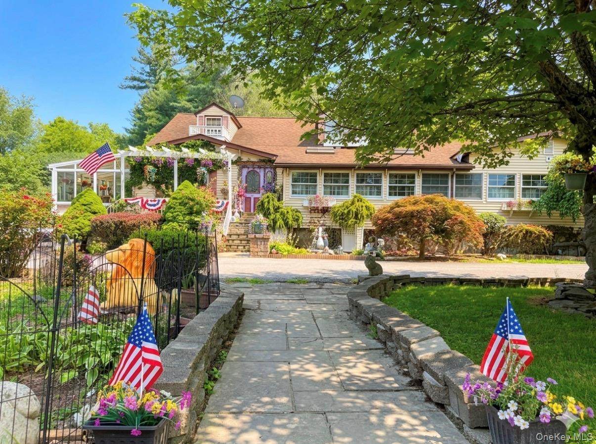 48 Maple Avenue - Photo 1