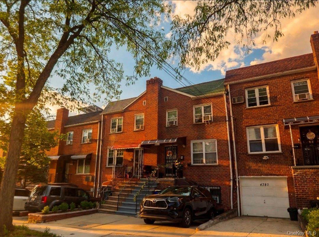 4382 Byron Avenue - Photo 1