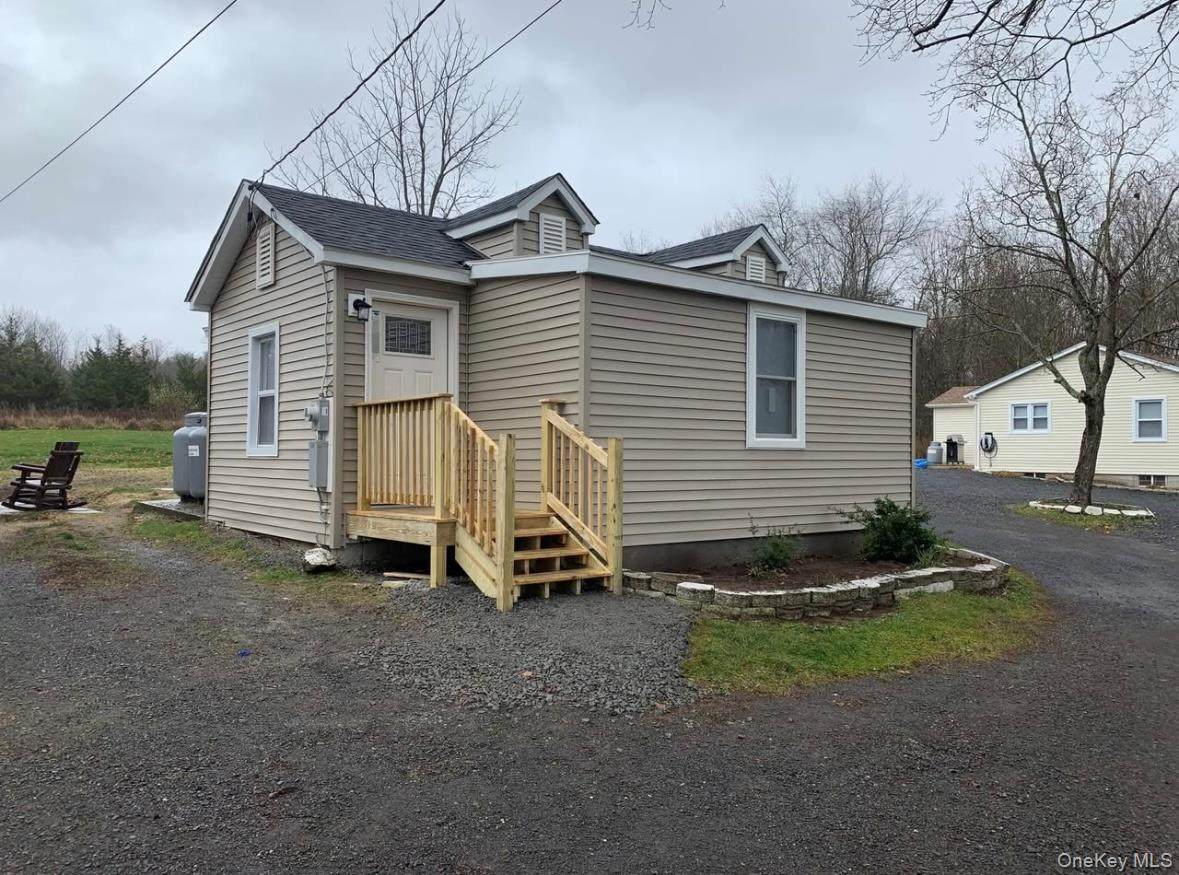 2126 State Route 17K - Photo 1