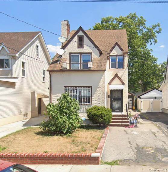 8515 151st Street - Photo 1