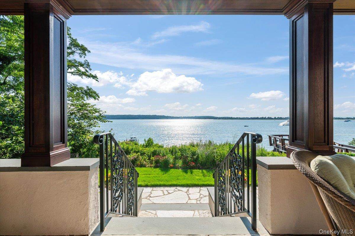 353 Centre Island Road - Photo 1