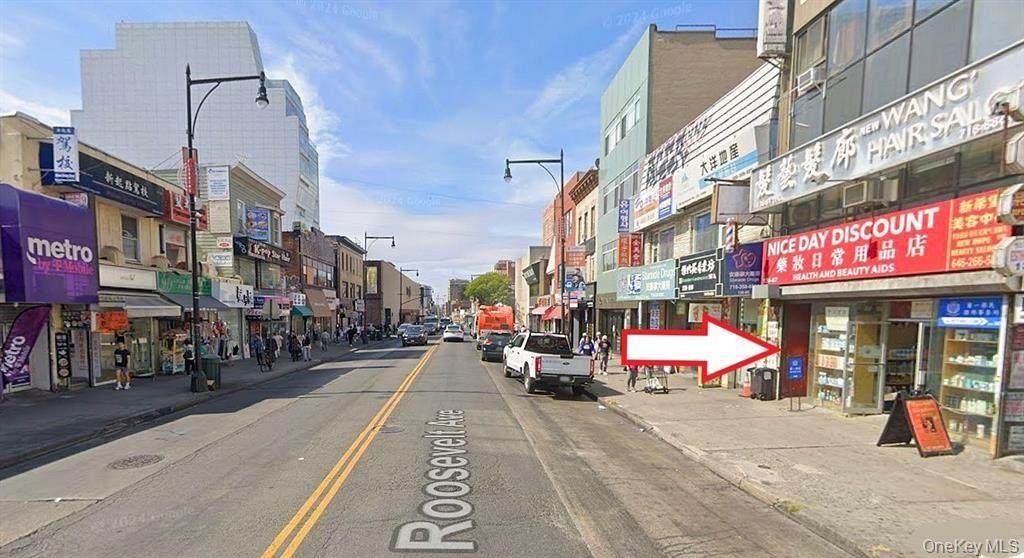 13687 Roosevelt Avenue - Photo 1