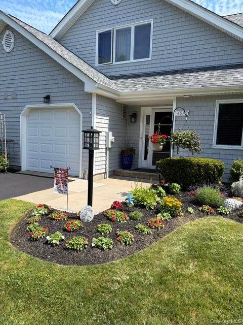 4010 The Fairway - Photo 1