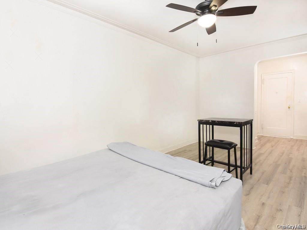 2191 Bolton St - Photo 1
