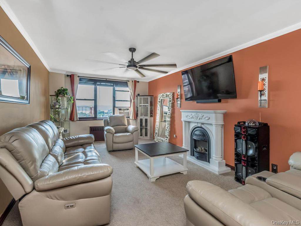 480 Riverdale Avenue - Photo 1