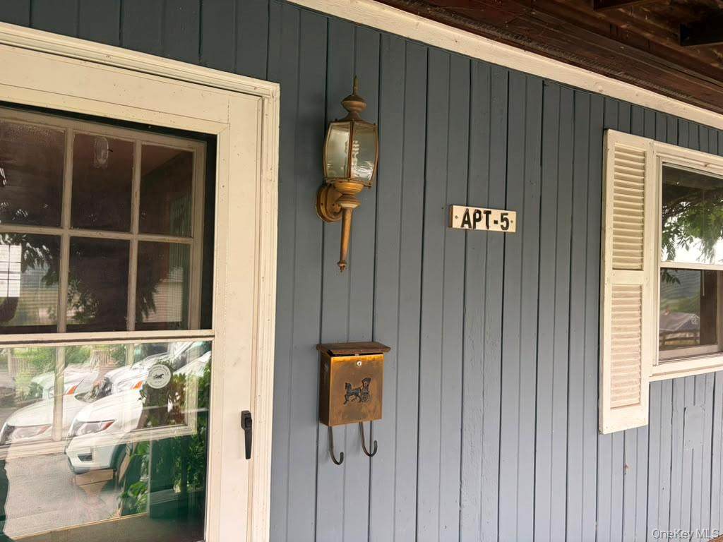 35 Milburn - Photo 1