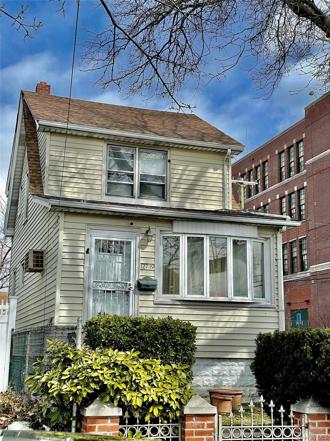 127-19 9th Avenue - Photo 1
