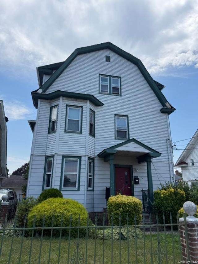 56 Cruikshank Avenue - Photo 1