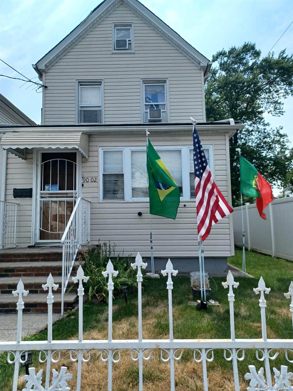90-02 202nd Street - Photo 1