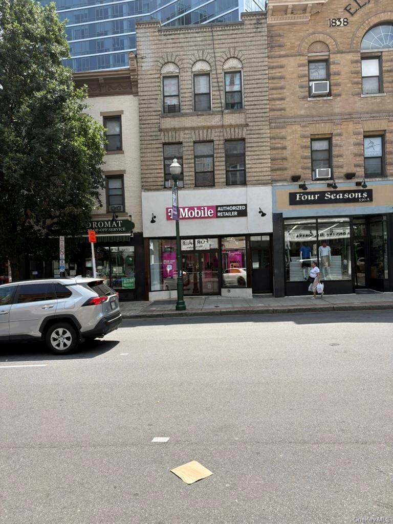 528 Main Street - Photo 1