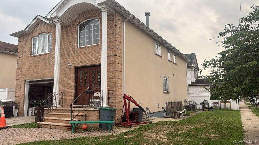 8764 257th Street - Photo 1