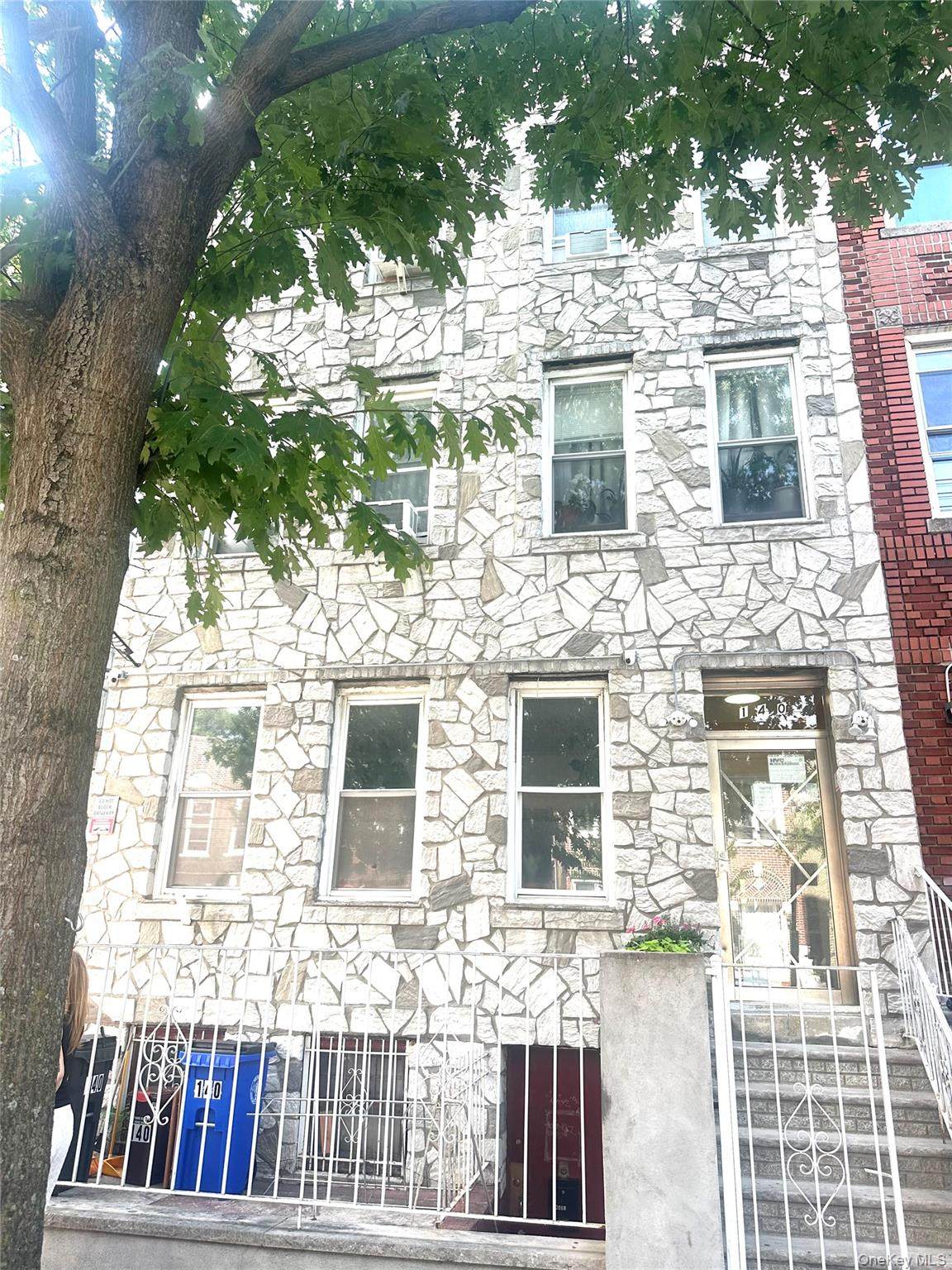 140 52nd Street - Photo 1