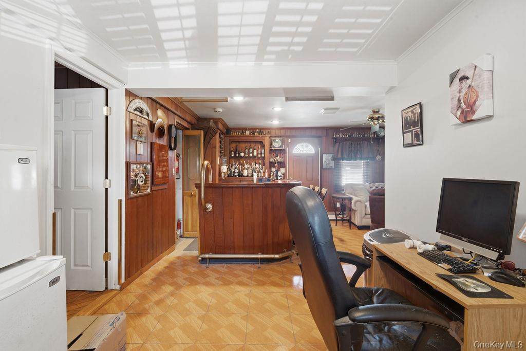 165 Meister Boulevard - Photo 1
