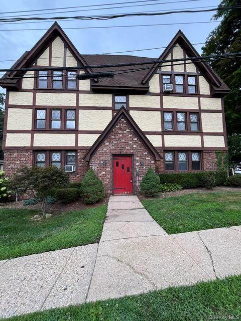 44 Oakwood Road - Photo 1