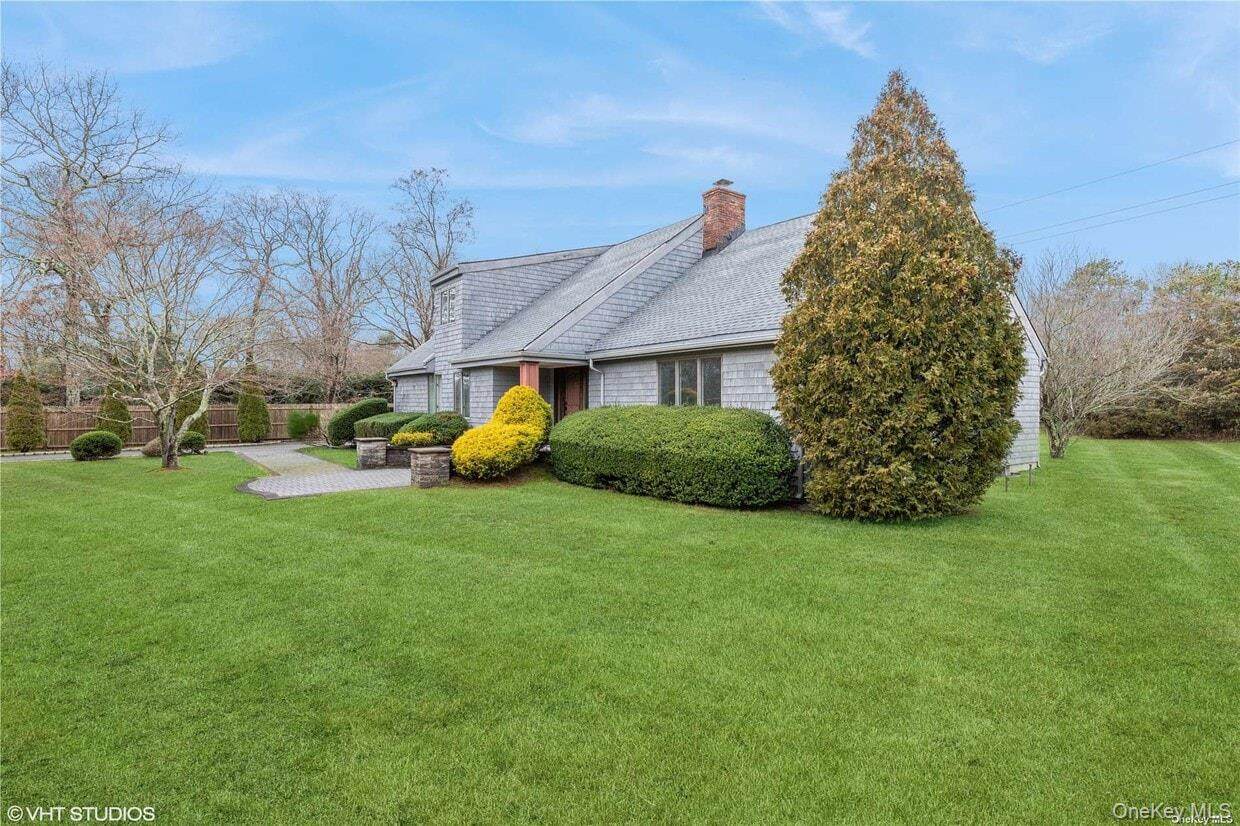 4 Box Tree Road - Photo 1