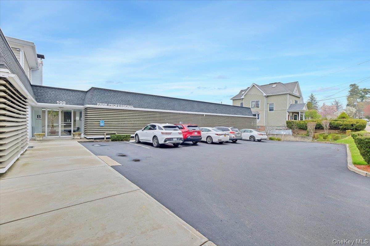 100 Highland - Photo 1