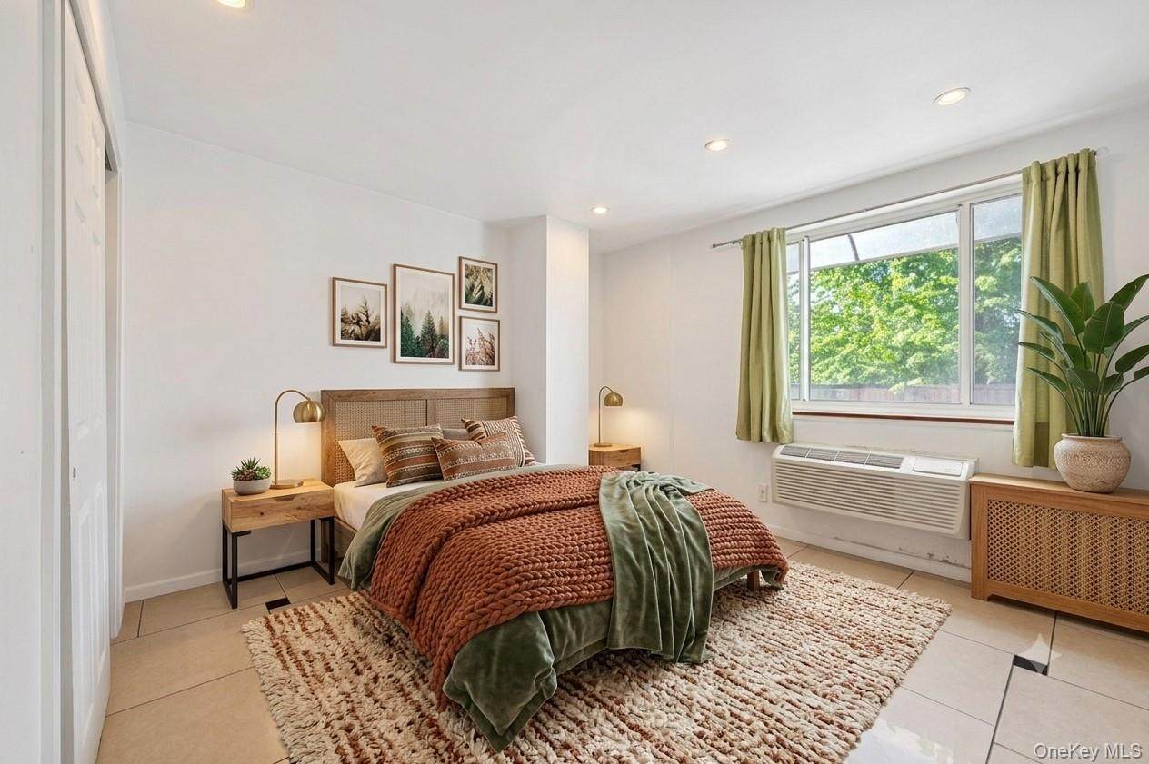 10607 Northern Boulevard - Photo 1
