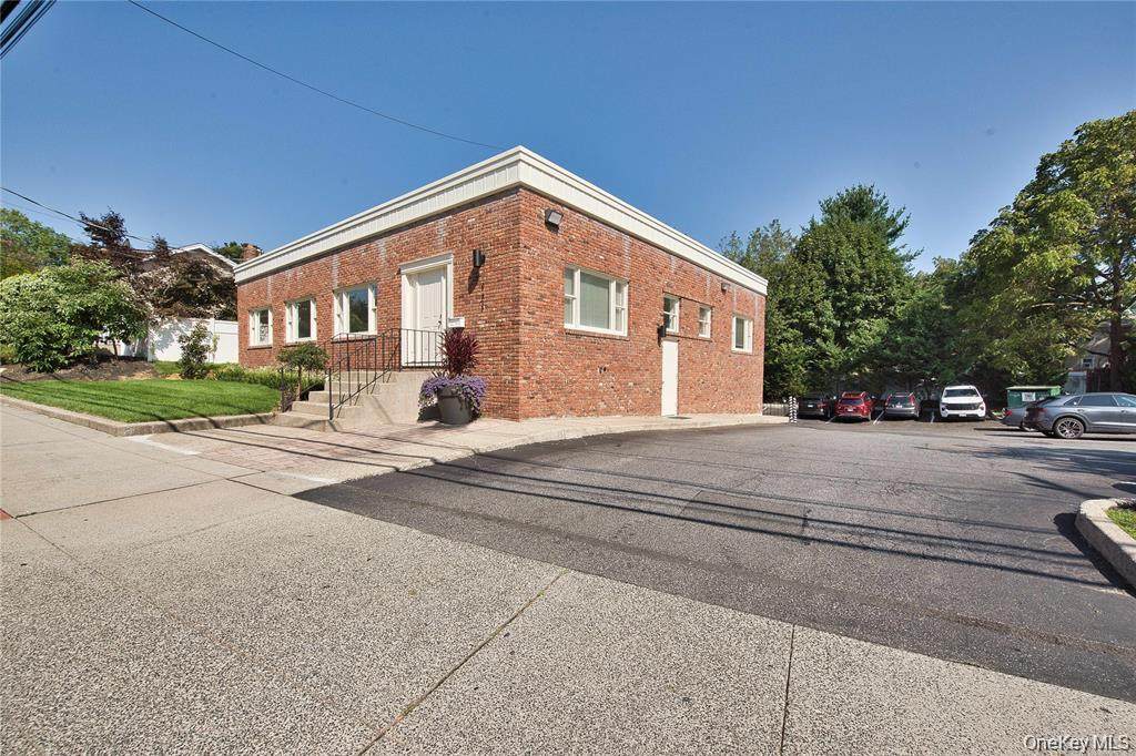 121 Pulaski Road - Photo 1