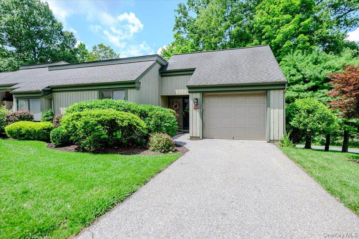 456 Heritage Hills - Photo 1