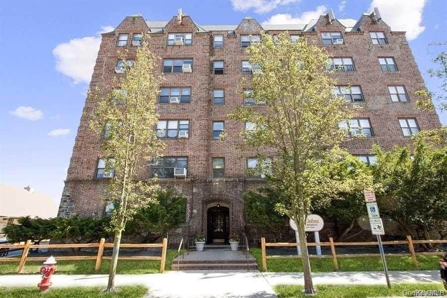 141 Wyckoff Place - Photo 1