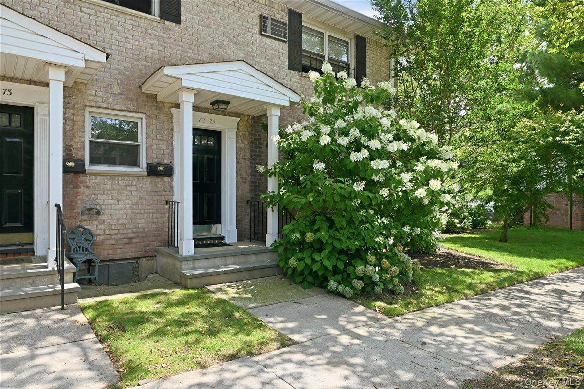 82-75 Langdale Street - Photo 1