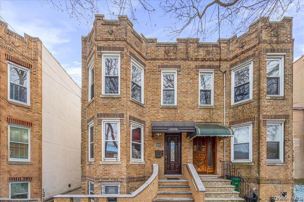 6194 Grove St - Photo 1