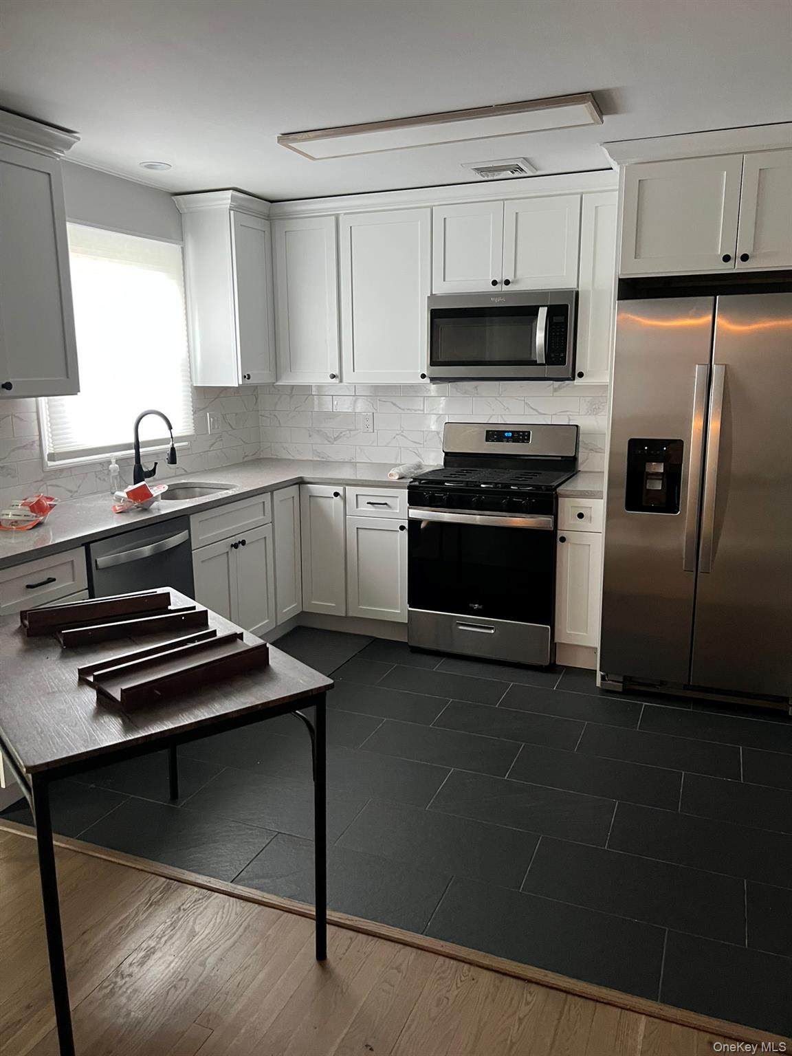 822 9th Street - Photo 1