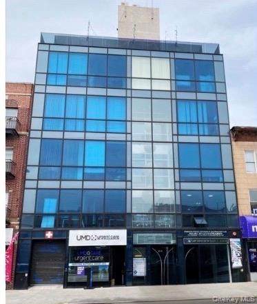 32-72 Steinway Street - Photo 1