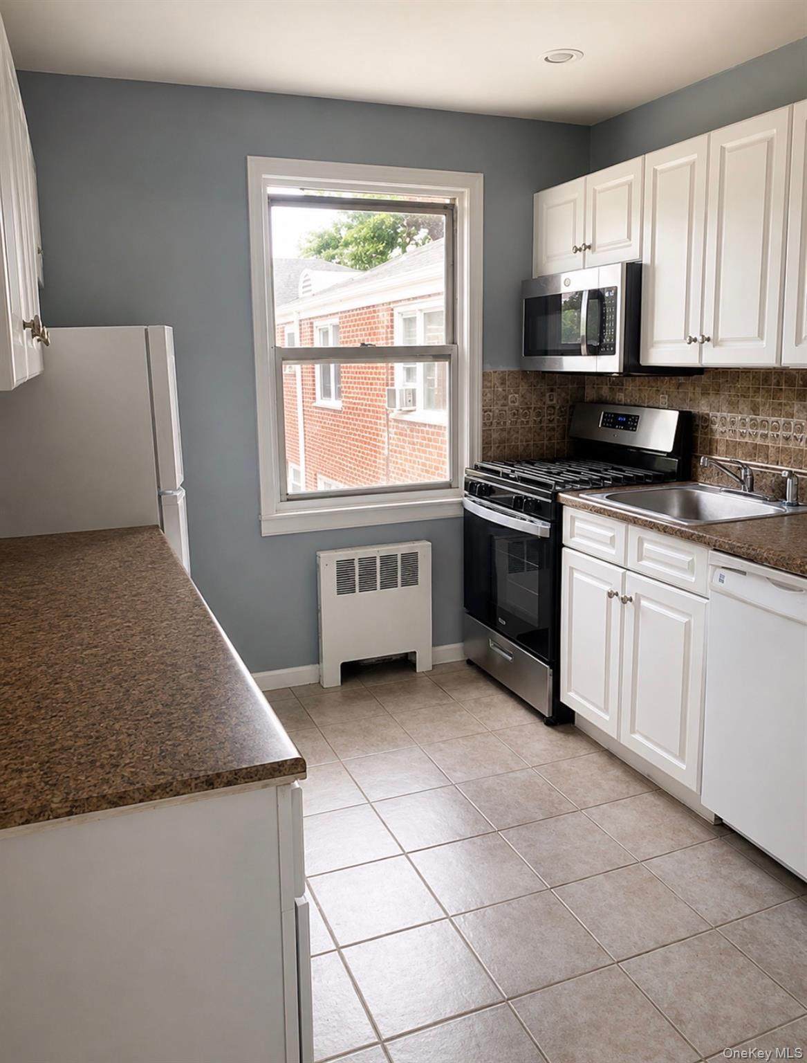 205 Post Road - Photo 1