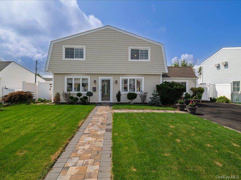 18 Old Farm Road - Photo 1