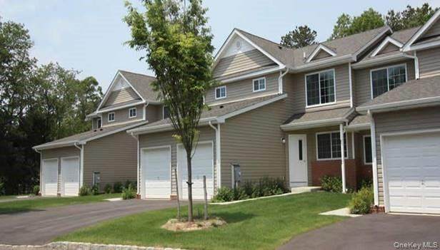 22 Stevens Place - Photo 1